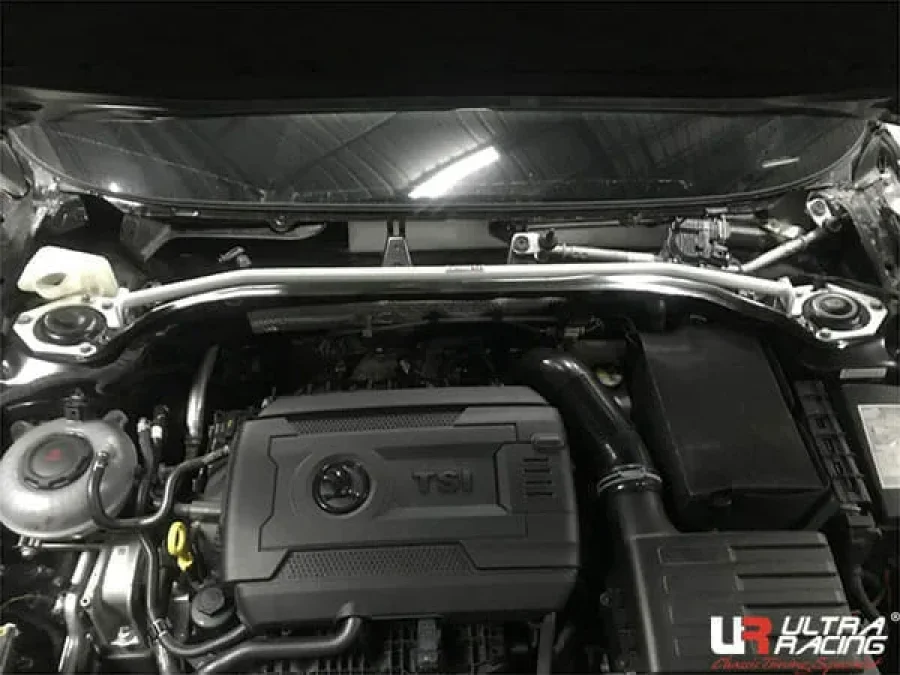 Ultra Racing Skoda Superb (B8/TYP 3V) 2.0T 2WD/4WD Estate 15+ UltraRacing 2-Point Front Upper Strutbar (3853), référence URTW-TW2-3853