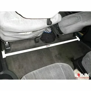 Ultra Racing Toyota Estima (XR10) 2.4 2WD 90-99 UltraRacing 2-Point Room Bar (2042), référence RO2-2042