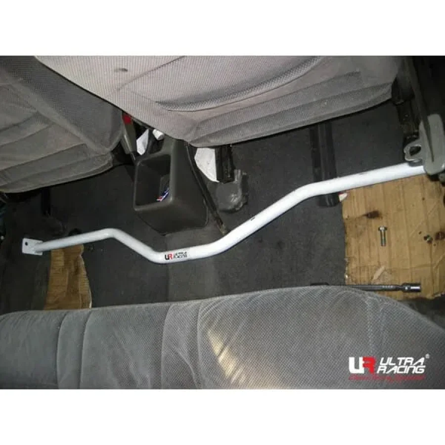 Ultra Racing Nissan Ad Resort (Y10/N14) 2.0 2WD 90-99 UltraRacing 2-Point Room Bar (842), référence RO2-842
