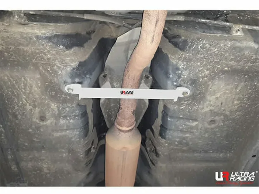 Ultra Racing Toyota Camry (XV30) 2.4 2WD 02-06 UltraRacing 2-Point Mid Lower Brace (3423), référence ML2-3423