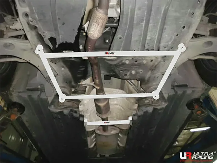 Ultra Racing Suzuki Kizashi 2.4 2WD 10-13 UltraRacing 2-Point Mid Lower Brace (3794), référence ML2-3794