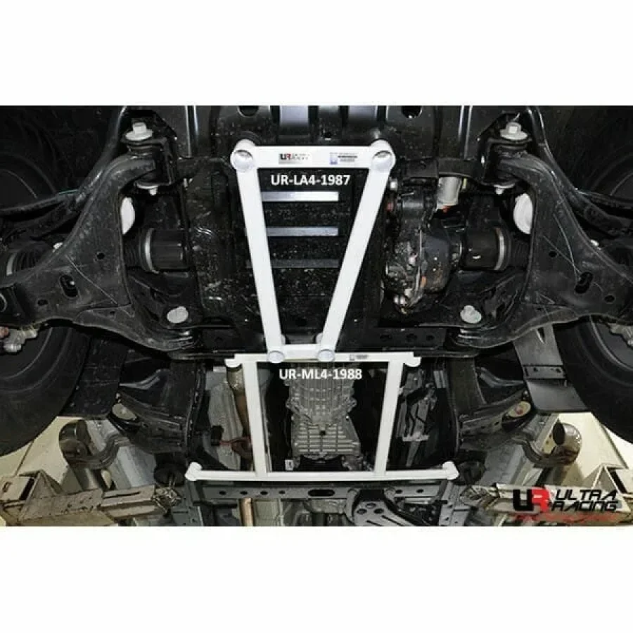 Ultra Racing Mazda BT-50 (UP) 2.2D 4WD 11-18 UltraRacing Mid Lower Brace (1988-B), référence ML4-1988(B)
