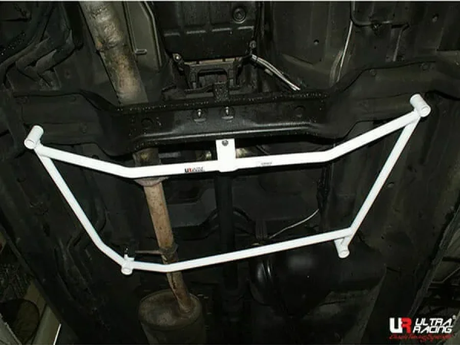 Ultra Racing Ssangyong Rodius/Stavic 2.7D 4WD 04-12 UltraRacing 4-Point Mid Lower Brace (2602), référence ML4-2602