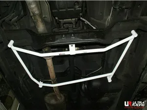 Ultra Racing Ssangyong Rodius/Stavic 2.7D 4WD 04-12 UltraRacing 4-Point Mid Lower Brace (2602), référence ML4-2602