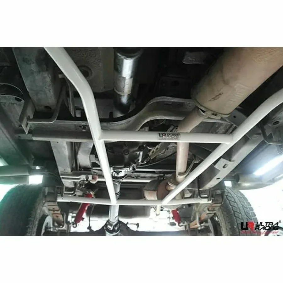 Ultra Racing Suzuki Jimny (SJ30) 1.3 4WD MT 81-98 UltraRacing 4-Point Mid Lower Brace (3106), référence ML4-3106