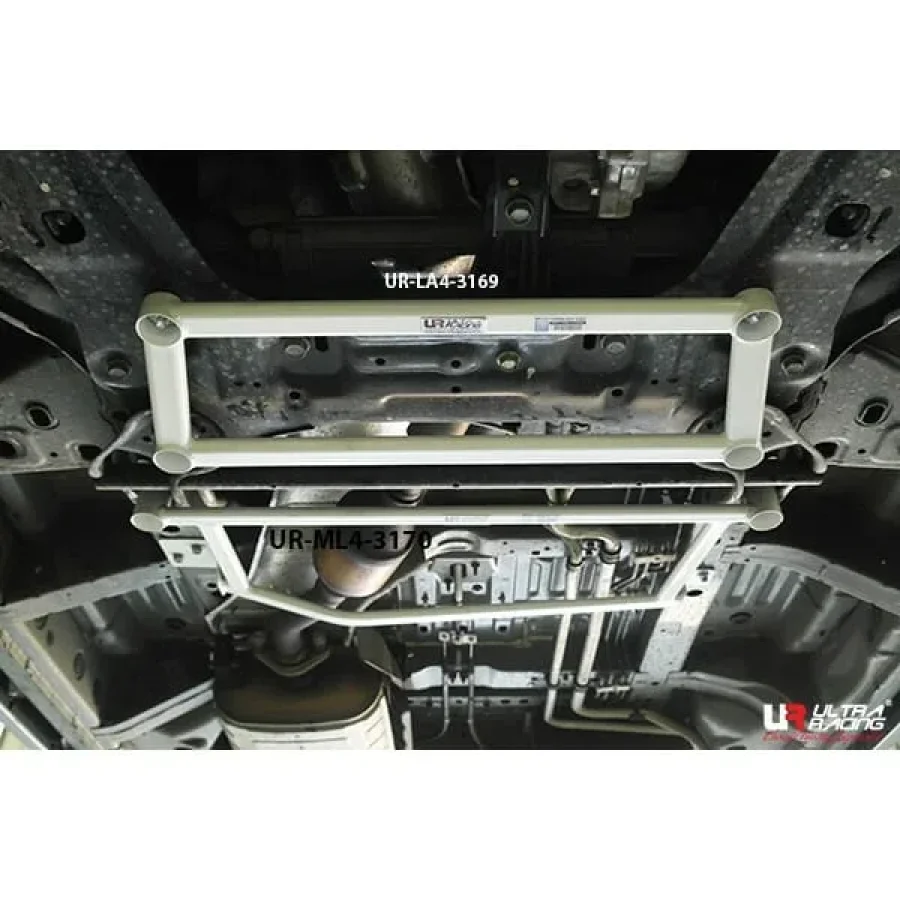 Ultra Racing Nissan Serena (C26) 2.0 2WD 10-18 UltraRacing 4-Point Mid Lower Brace (3170), référence ML4-3170