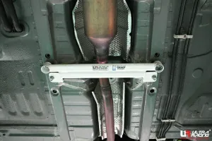 Ultra Racing Toyota Sienta (XP170) 1.5/1.8 2WD 15+ UltraRacing 4-Point Mid Lower Brace (3765), référence ML4-3765
