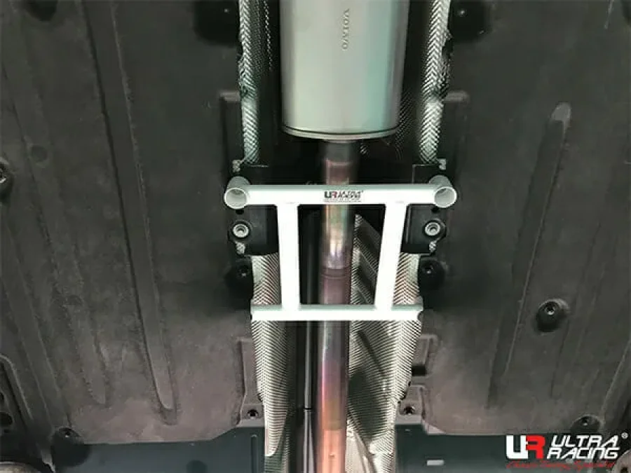 Ultra Racing Volvo XC40 2.0T 4WD 18+ UltraRacing 4-Point Mid Lower Brace (4164), référence ML4-4164