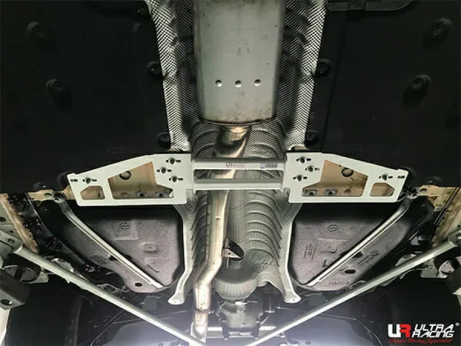 Ultra Racing BMW 5 G30 (530I) 2.0T 2WD 17+ UltraRacing 4-Point Mid Lower Brace (4118), référence URKR-ML4-4118