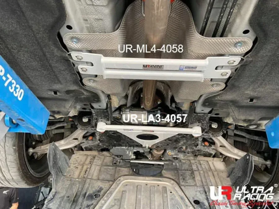 Ultra Racing Honda Accord (CV1) 1.5T 2WD 18+ LHD/RHD UltraRacing 2-Point Mid Lower Brace (4058), référence URTH-ML2-4058
