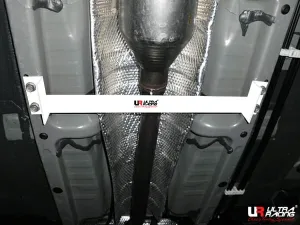 Ultra Racing Scion TC (AT20) 2.5 11-14/Scion TC FL 2.5 14-16/Scion XB 1.5 08-15 2WD UltraRacing 2-Point Mid Lower Brace (2354), référence URUS-ML2-2354