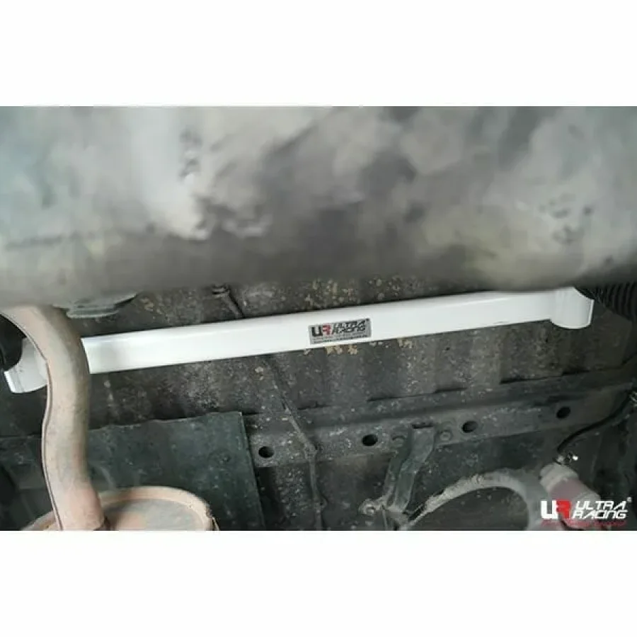 Ultra Racing Suzuki Jimny (SJ30) 1.3 4WD MT 81-98 UltraRacing 2-Point Rear Lower Bar (3107), référence RL2-3107