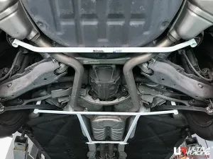 Ultra Racing Mercedes W221 S350 3.5 V6 2WD 05-13 UltraRacing 2-Point Rear Lower Bar (3405), référence RL2-3405