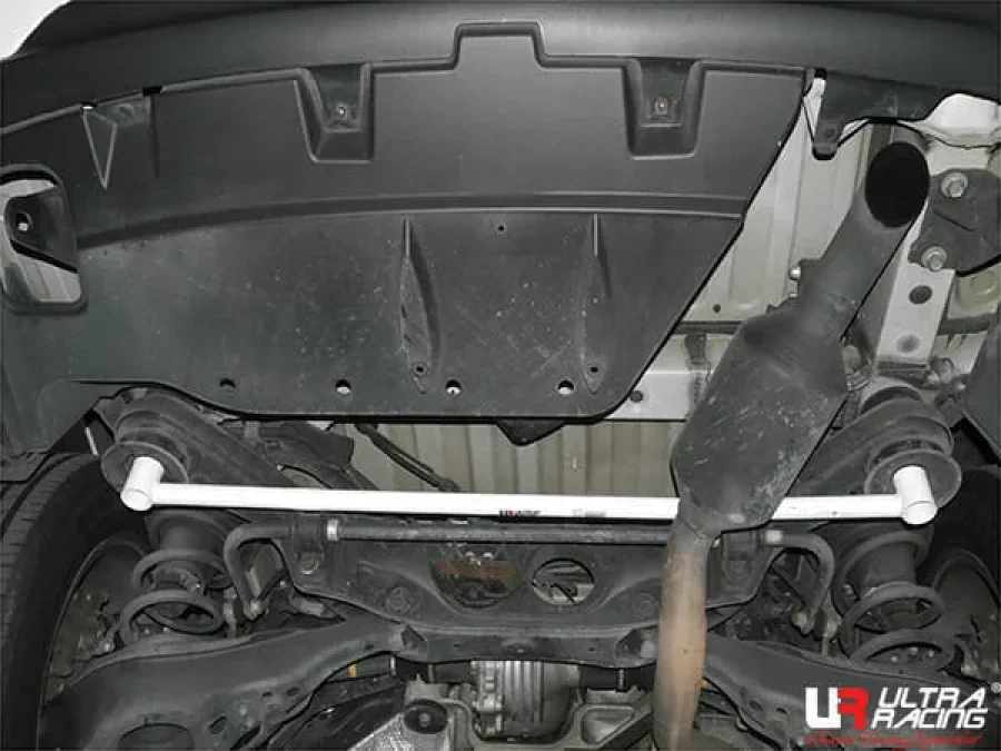 Ultra Racing Lexus RX 350 (AL10) 3.5 V6 4WD FL 12-15 LHD/RHD UltraRacing 2-Point Rear Lower Bar (3786), référence RL2-3786