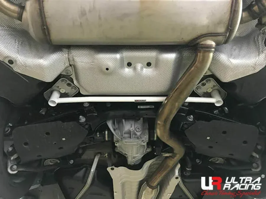 Ultra Racing BMW 3 G20 (330i) 2.0T 2WD 19+ UltraRacing 2-Point Rear Lower Bar (4111), référence RL2-4111