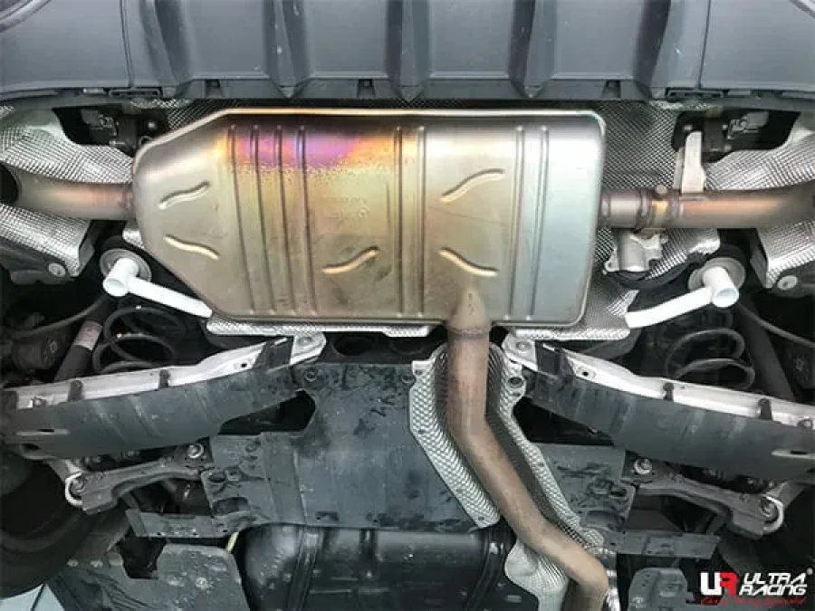 Ultra Racing Mercedes V177 A250 2.0T 2WD Sedan/HB 18+ UltraRacing 2-Point Rear Lower Bar (4200), référence RL2-4200