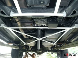 Ultra Racing Isuzu D-MAX (RT50) 2.5D/3.0D 4WD 12+ UltraRacing 4-Point Rear Lower Bar (2859), référence RL4-2859