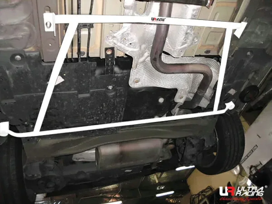 Ultra Racing Citroen C4 Spacetourer 1.6 FL 18+/Peugeot 308-II 1.6T 14-21 2WD UltraRacing 4-Point Rear Lower Bar (3514), référence RL4-3514