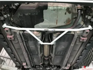 Ultra Racing Great Wall Haval H1/M4 1.5 2WD 12-14 UltraRacing 4-Point Rear Lower Bar (3755), référence RL4-3755