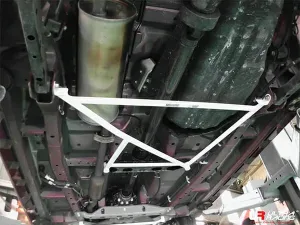 Ultra Racing Toyota Avanza (F652) 1.5 2WD 16-18 UltraRacing 4-Point Rear Lower Bar (3762), référence RL4-3762