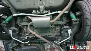 Ultra Racing Toyota Noah (R80) 1.8/2.0 2WD 14-21 UltraRacing 4-Point Rear Lower Bar (3945), référence RL4-3945