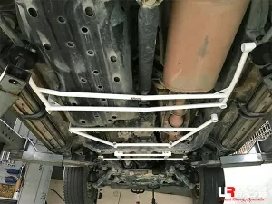 Ultra Racing Toyota Land Cruiser Prado (J150) 2.7P 4WD 09+ UltraRacing 4-Point Rear Lower Bar (4030), référence RL4-4030