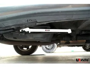 Ultra Racing Toyota Harrier (XU10) 2.2 2WD 99-03 UltraRacing 4-Point Rear Lower Bar (1360P), référence RS4-1360P