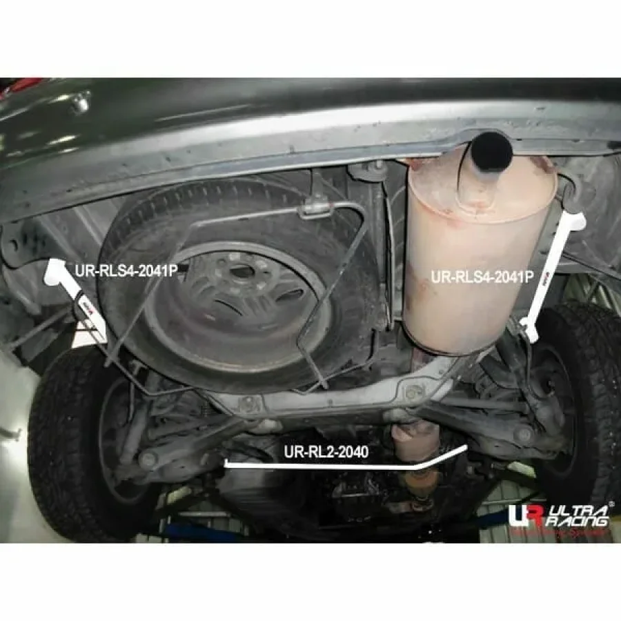 Ultra Racing Toyota Estima (XR10) 2.4 2WD 90-99 UltraRacing 4-Point Rear Lower Bar (2041P), référence RS4-2041P