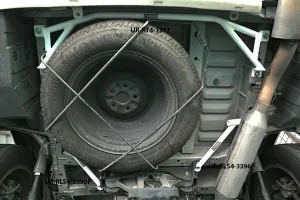 Ultra Racing Toyota Alphard/Vellfre (AH20) 2.4/3.5 4WD 08-15 UltraRacing 4-Point Rear Lower Bar (3396P), référence RS4-3396P