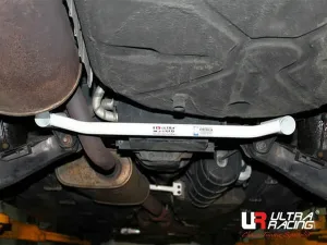 Ultra Racing Ssangyong Chairman CM 2.8/3.6 2WD 97-11 UltraRacing 2-Point Rear Lower Bar (2270), référence URKR-RL2-2270