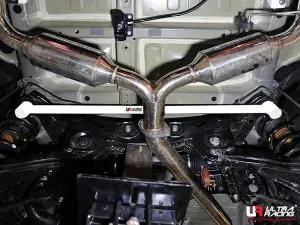 Ultra Racing Kia Sorento (XM) 2.0D 4WD FL 13-14 UltraRacing 2-Point Rear Lower Bar (2513), référence URKR-RL2-2513