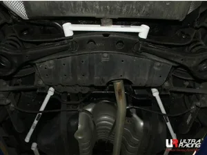 Ultra Racing Ssangyong Actyon 2.0D 05-10/Korando 2.0D 10-19 2WD UltraRacing 2-Point Rear Lower Bar (2721), référence URKR-RL2-2721