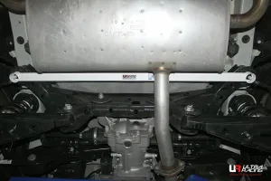 Ultra Racing Hyundai Tucson (TL) 1.7D/2.0D/Kia Sportage 1.7D/2.0D 17-22 2WD UltraRacing 2-Point Rear Lower Bar (3239), référence URKR-RL2-3239