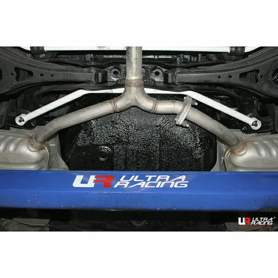 Ultra Racing Hyundai Grandeur (IG) 2.4/2.5/3.0 GDI 18+/Kia K7 2.2D/2.4/2.5/3.0 16-21 2WD 18+ UltraRacing 2-Point Rear Lower Bar (3649), référence URKR-RL2-3649