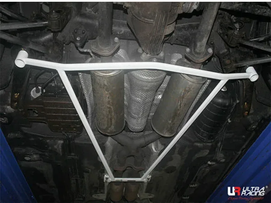 Ultra Racing Ssangyong Chairman W 3.6 2WD/4WD 08-17 UltraRacing 4-Point Rear Lower Bar (3269), référence URKR-RL4-3269