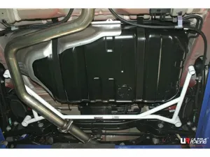 Ultra Racing Hyundai Avante Sport/Elantra 1.6 2WD 16+ UltraRacing 4-Point Rear Lower Bar (3628), référence URKR-RL4-3628