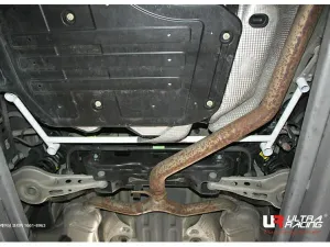 Ultra Racing Chevrolet Malibu 1.5T/2.0T 2WD Hybrid 16+ UltraRacing 4-Point Rear Lower Bar (3804), référence URKR-RL4-3804