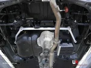 Ultra Racing Ssangyong Korando (C300) 1.5T 2WD 19+ UltraRacing 4-Point Rear Lower Bar (4135), référence URKR-RL4-4135
