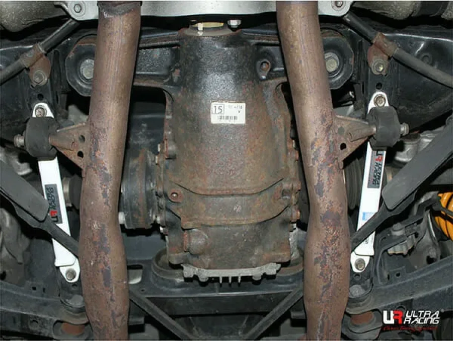 Ultra Racing Lexus SC 430 (Z40) 4.3 2WD Cabriolet/Convertible 01-05 UltraRacing 4-Point Rear Lower Bar (3294P), référence URKR-RS4-3294P