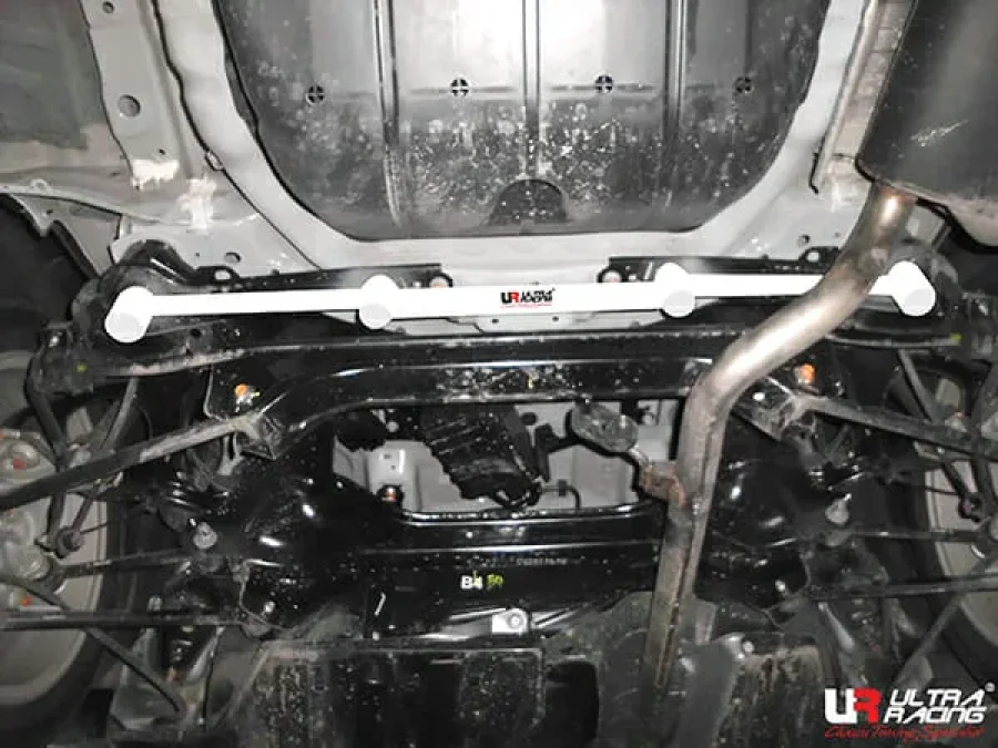 Ultra Racing Honda Accord (CR1/CR6) 2.0 2WD 13+ UltraRacing 4-Point Rear Lower Bar (2794), référence URTH-RL4-2794