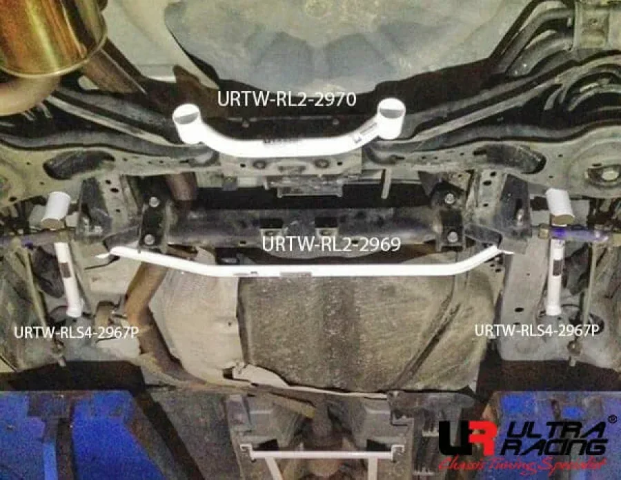Ultra Racing Ford I-MAX 2.0 07-11/Mazda 5 2.0 10-18 2WD UltraRacing 2-Point Rear Lower Bar (2970), référence URTW-RL2-2970