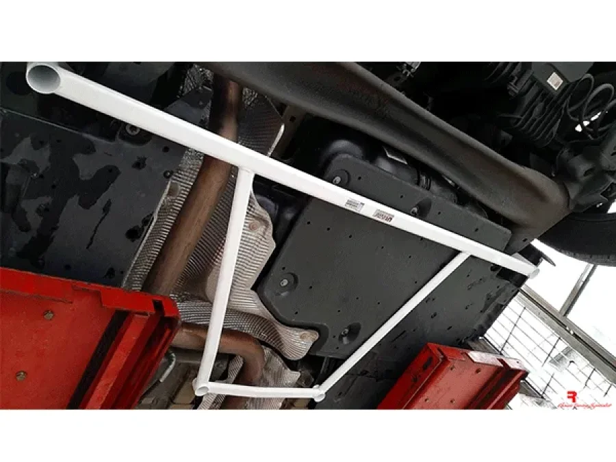 Ultra Racing Peugeot 3008 (P84)1.6 2WD 16+ UltraRacing 4-Point Rear Lower Bar (4016-A), référence URTW-RL4-4016(A)