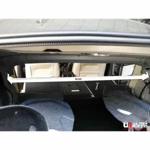 Ultra Racing Buick Lacrosse /Regal 08-17/ Chevrolet Alpheon /Impala 14-20 2WD UltraRacing 2P Rear Upper Strutbar (1849), référence RE2-1849