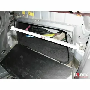 Ultra Racing Toyota Soluna/Tercel (AL50) 1.5 2WD 94-99 UltraRacing 2-Point Rear Upper Strutbar (2010), référence RE2-2010