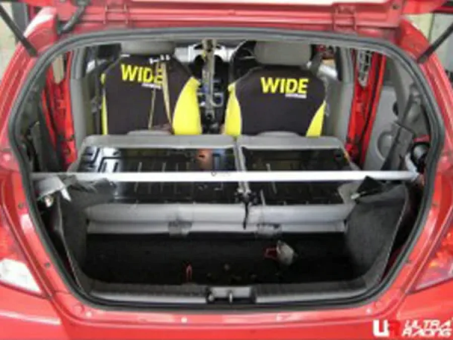 Ultra Racing Chevrolet Aveo (T200) 1.5 2WD 02-11 UltraRacing 2-Point Rear Upper Strutbar (925), référence RE2-925