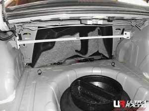 Ultra Racing Renault Samsung SM3 (L38) 1.6 2WD 09-20 UltraRacing 2-Point Rear Upper Strutbar (2239), référence URKR-RE2-2239