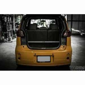 Ultra Racing Toyota Porte (AP10) 1.5 2WD 04-12 UltraRacing 2-Point Rear Upper Strutbar (2820), référence URTH-RE2-2820