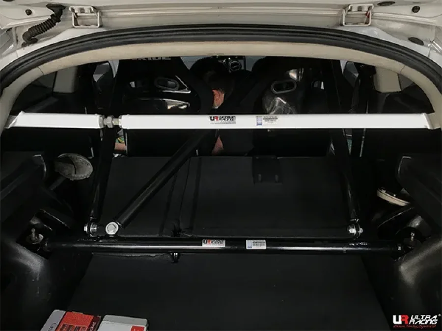 Ultra Racing Proton Satria Neo (BS) 1.3/1.6 2WD 06-15 UltraRacing 6-Point Rear Torsion Bar (1364), référence RC6-1364
