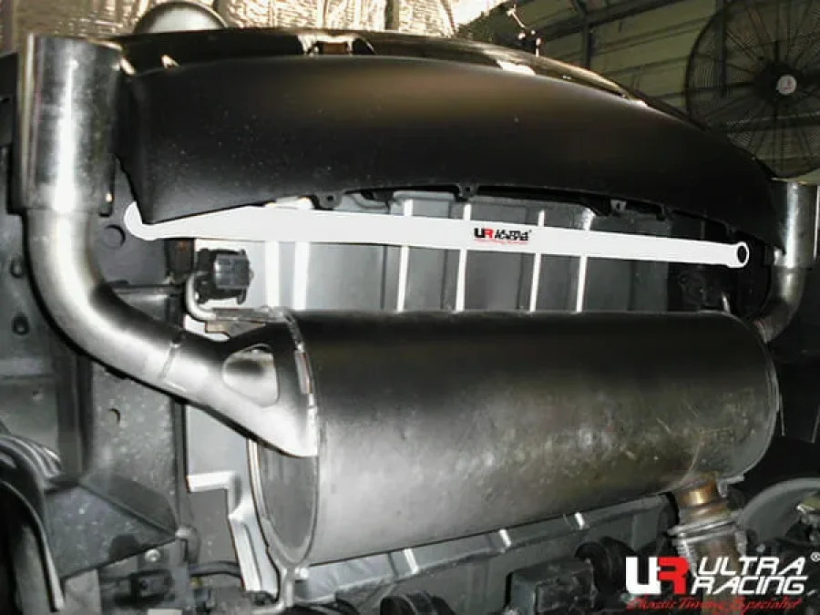 Ultra Racing Mazda CX-7 2.3 4WD 06-12 UltraRacing 2-Point Rear Torsion Bar (2853), référence RT2-2853