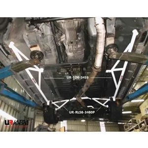 Ultra Racing Nissan Skyline (GTR 34) 2.6TT 4WD 99-02 UltraRacing 6-Point Rear Torsion Bar (3459P), référence SD6-3459P